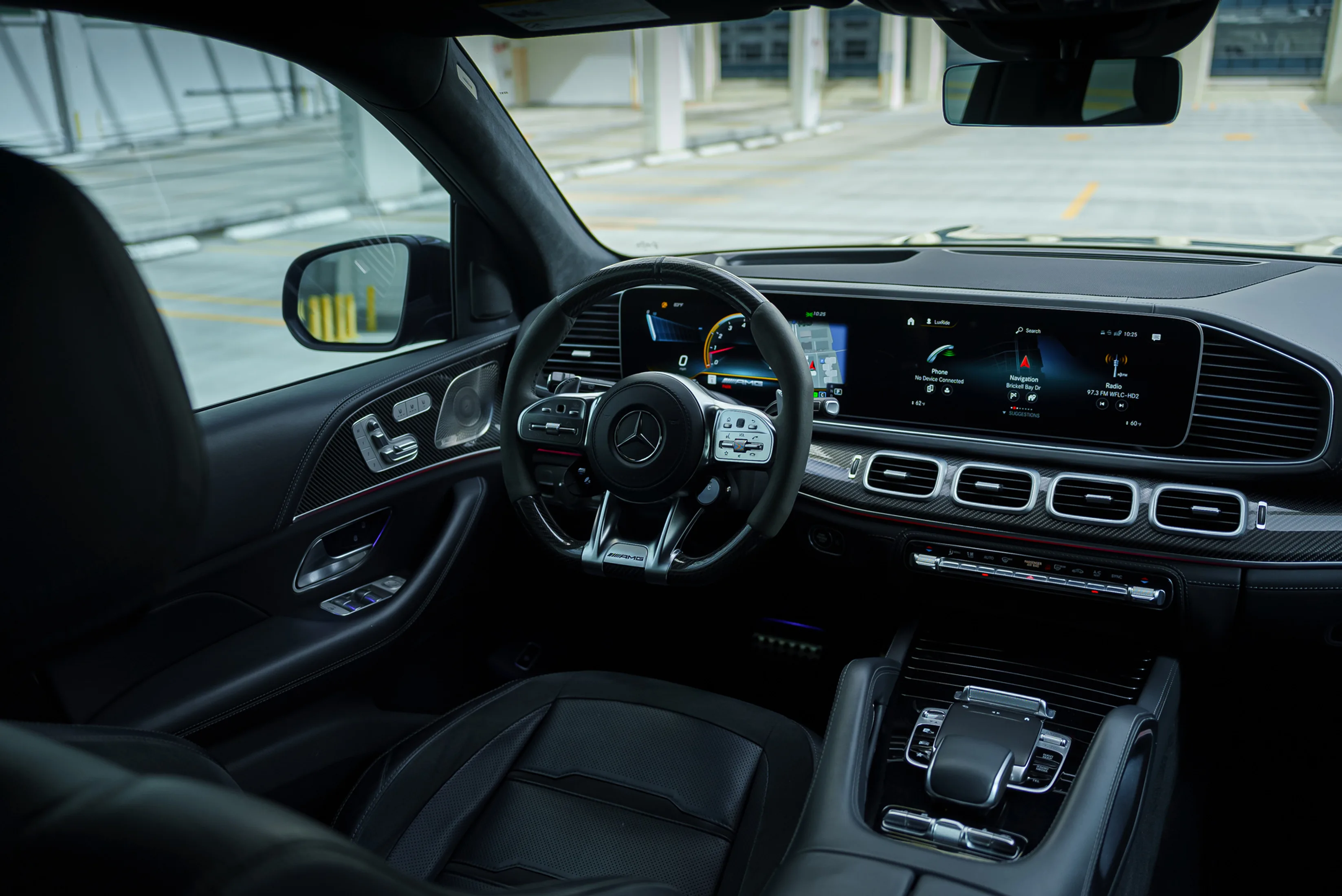 Mercedes-Benz GLS 63 AMG Black — photo 11