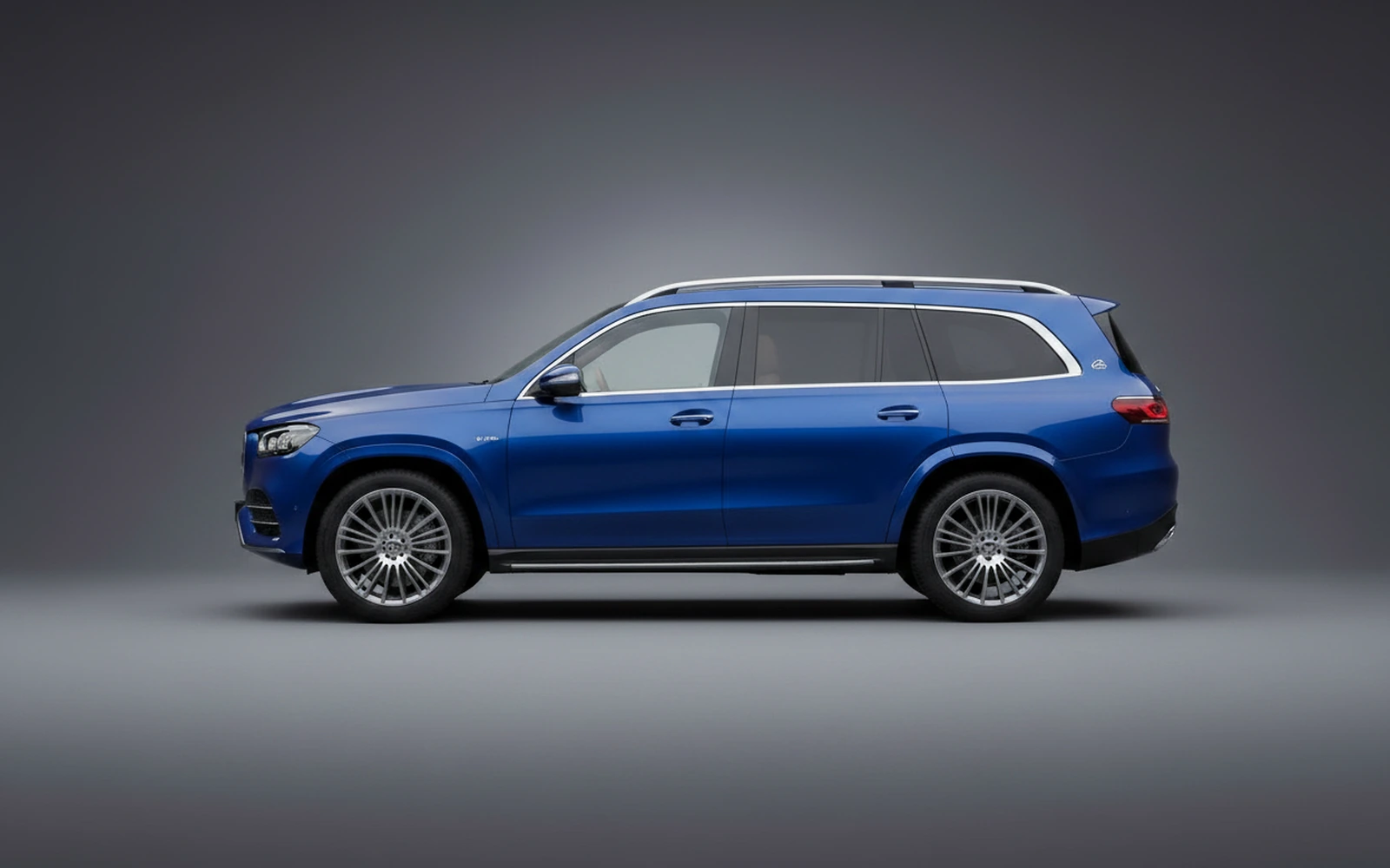 Mercedes-Benz Maybach GLS 600 Blue 2022 — exterior rear view