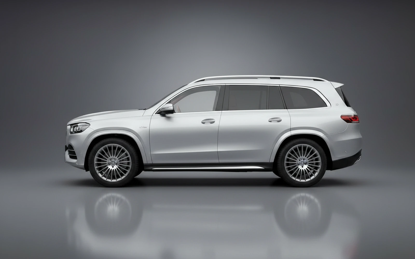 Mercedes-Benz Maybach GLS 600 Silver 2022 — exterior rear view