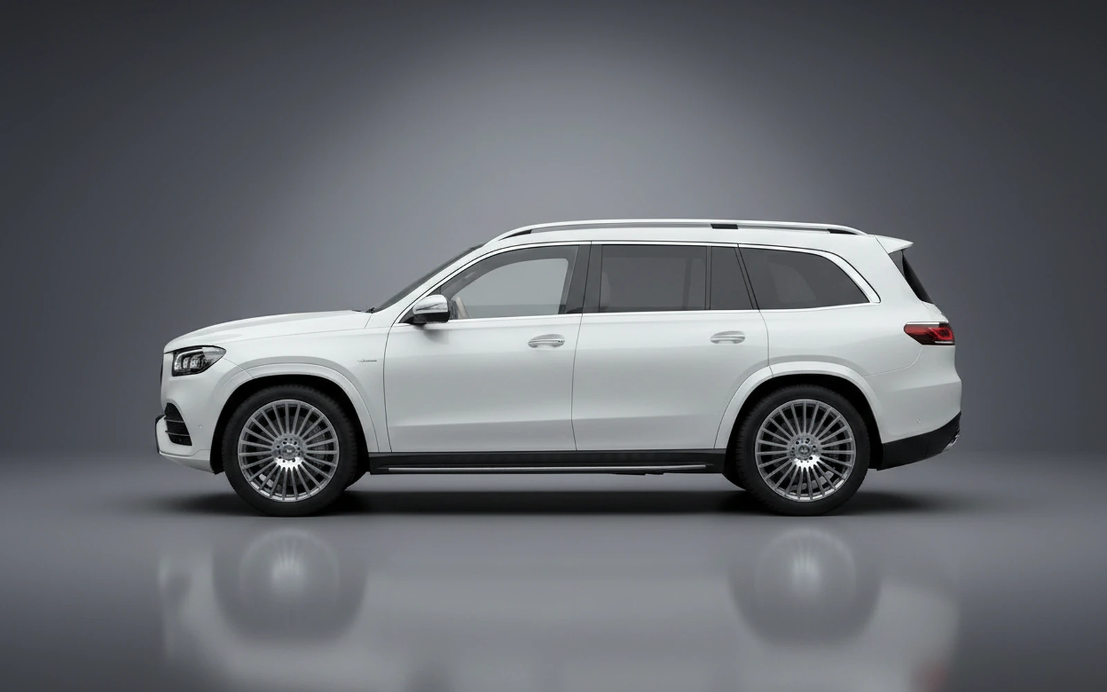 Mercedes-Benz Maybach GLS 600 White 2022 — exterior rear view