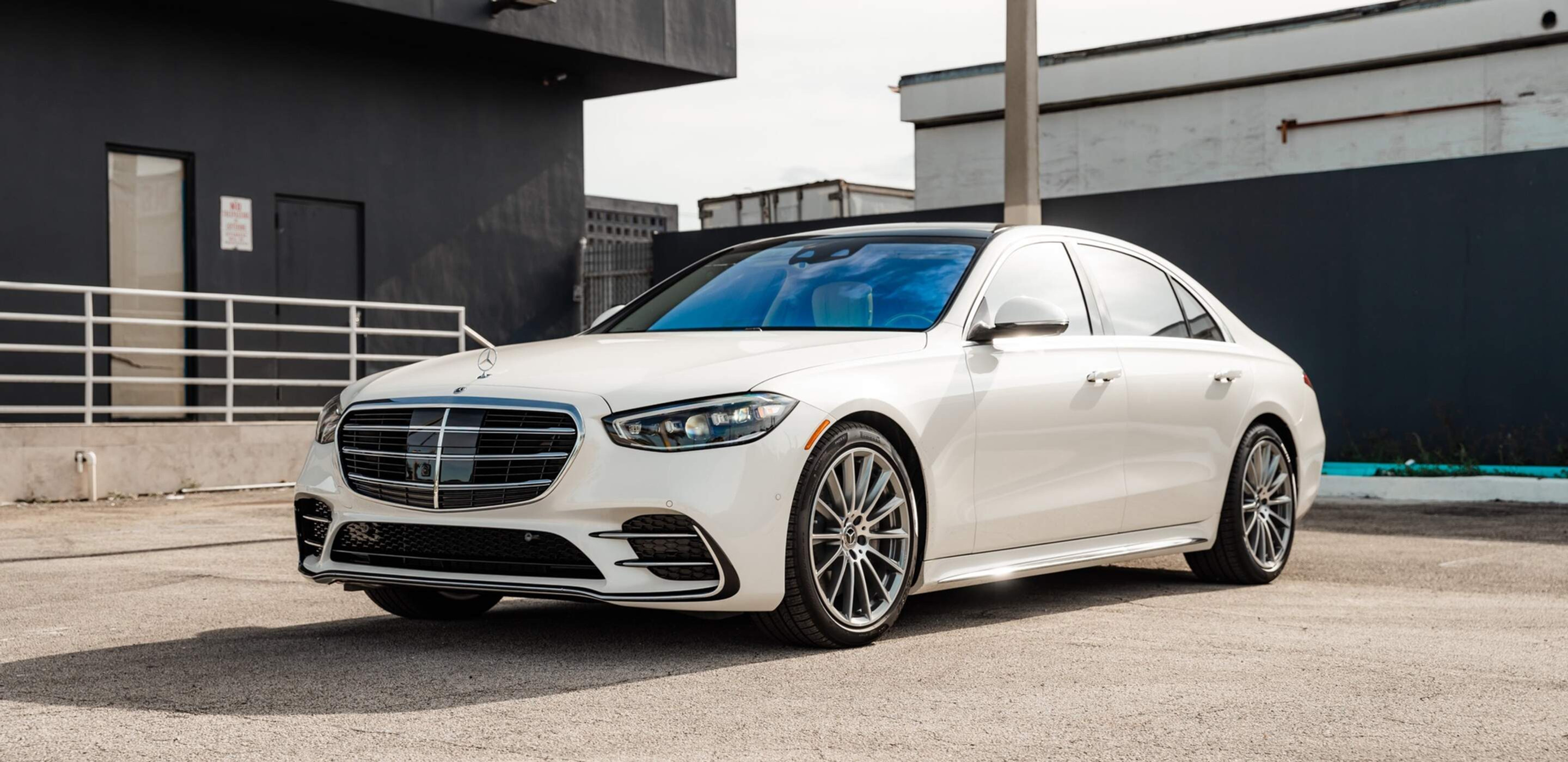 Mercedes-Benz S580 Black 2021 for rent in Miami — exterior photo