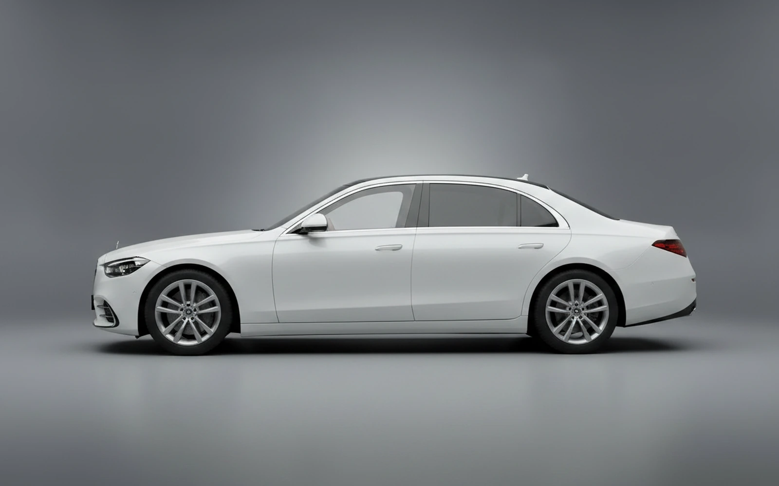 Mercedes-Benz S580 White 2021 — exterior rear view