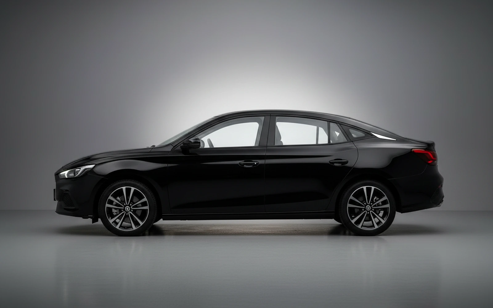 Mg GT Black 2025 — exterior rear view