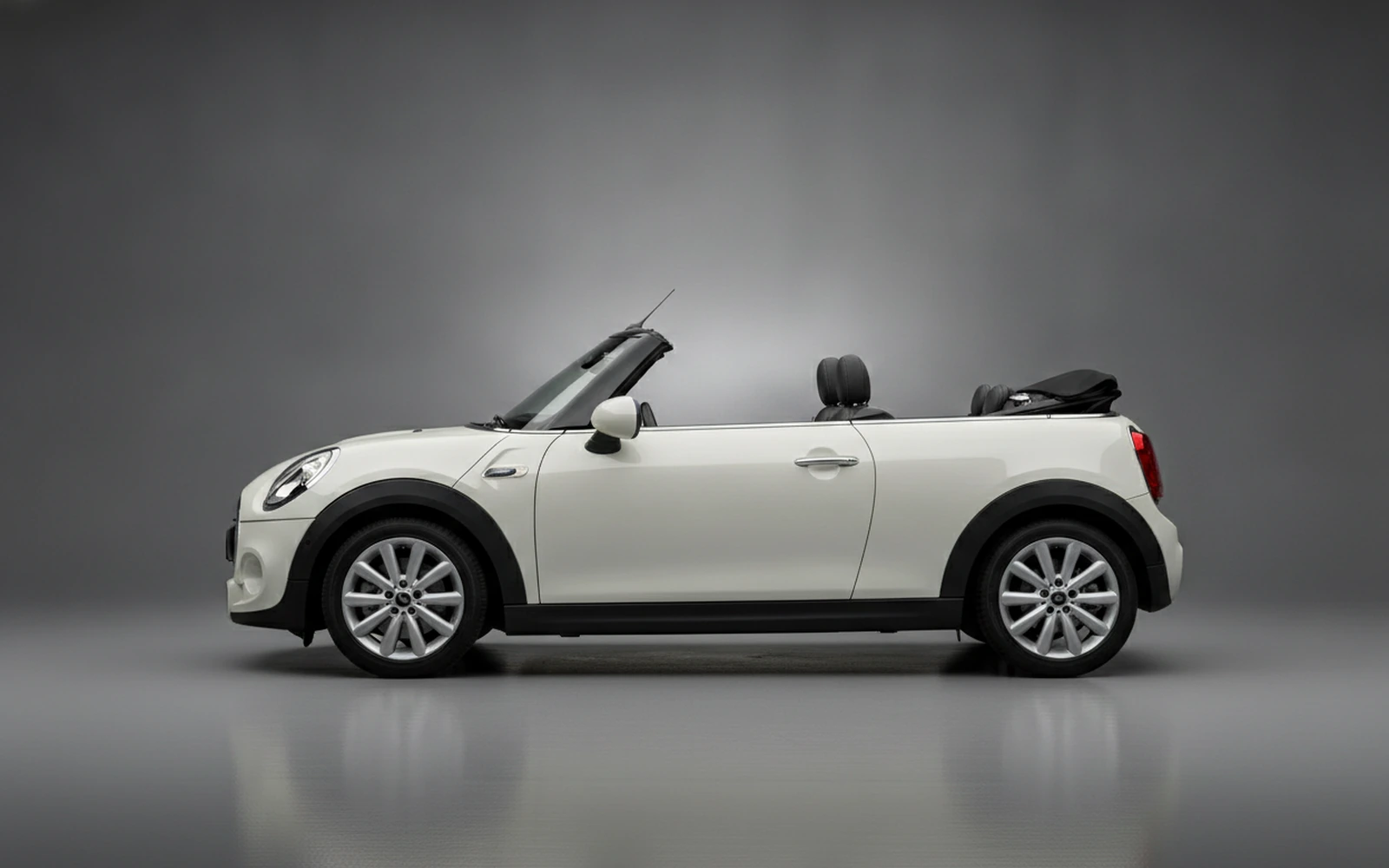 Mini Cooper S Convertible White 2022 — exterior rear view