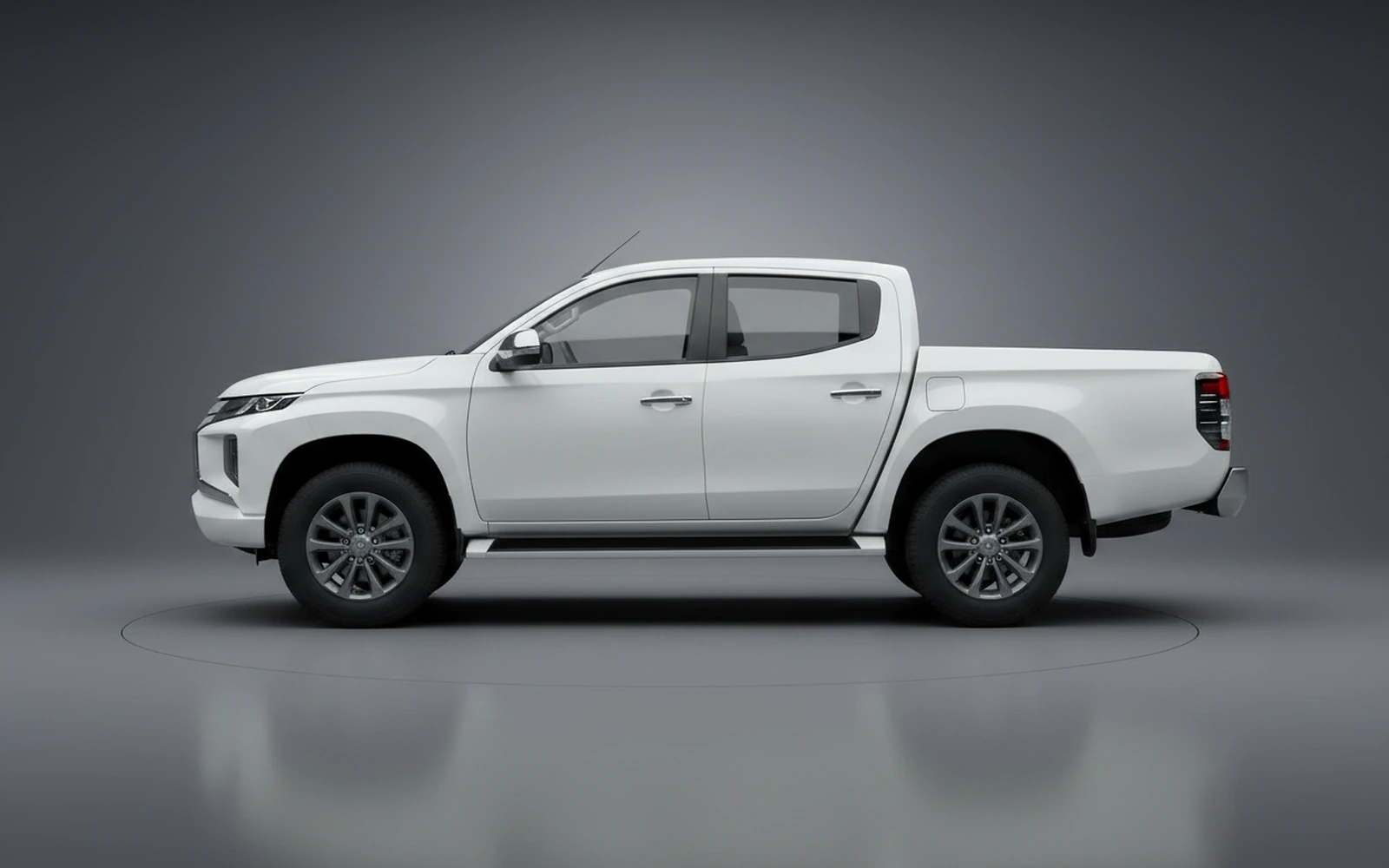 Mitsubishi L200 Double Cap Automatic White 2026 — exterior rear view