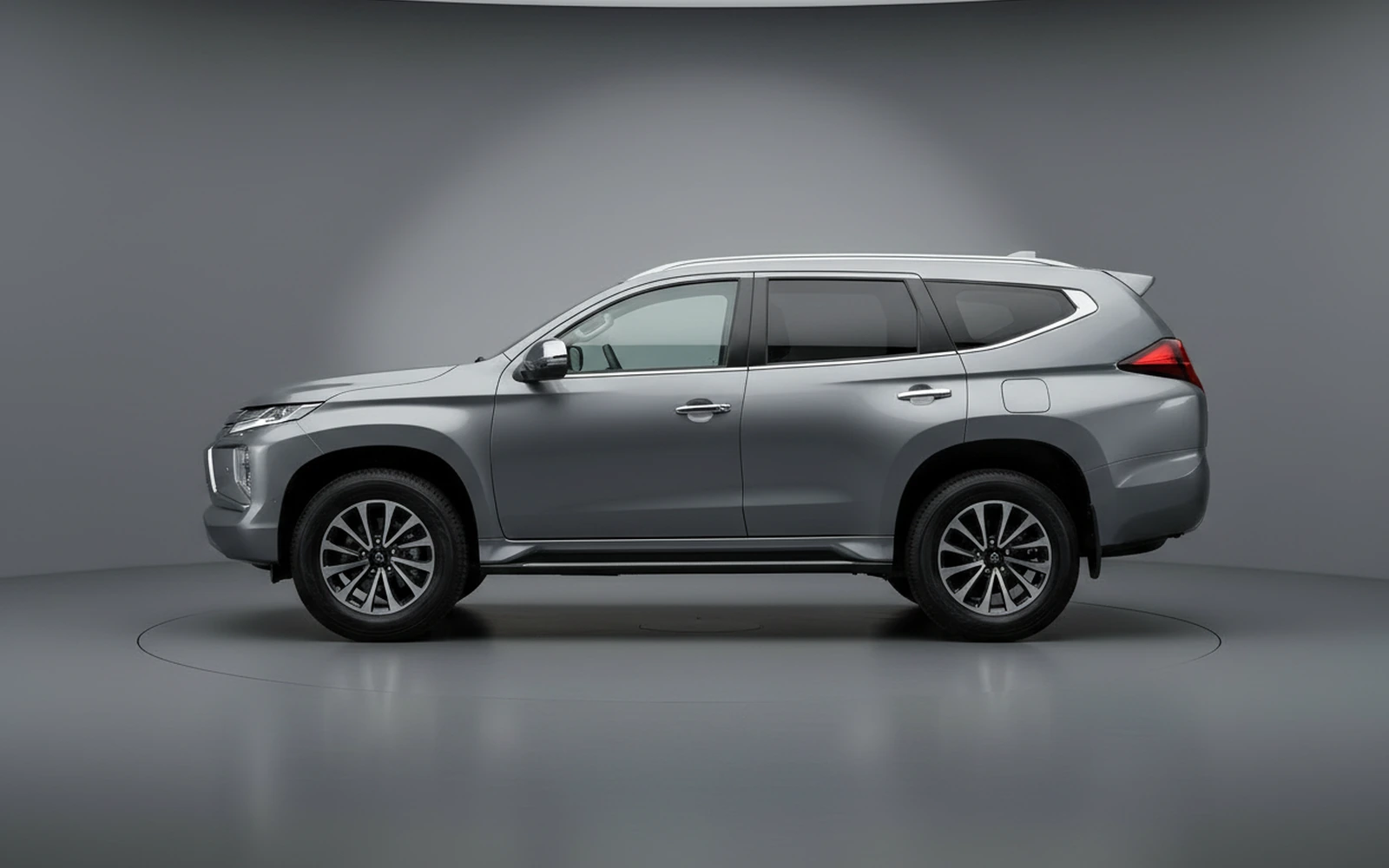Mitsubishi Pajero (Montero) Sport 7-Seater Grey 2023 — exterior rear view