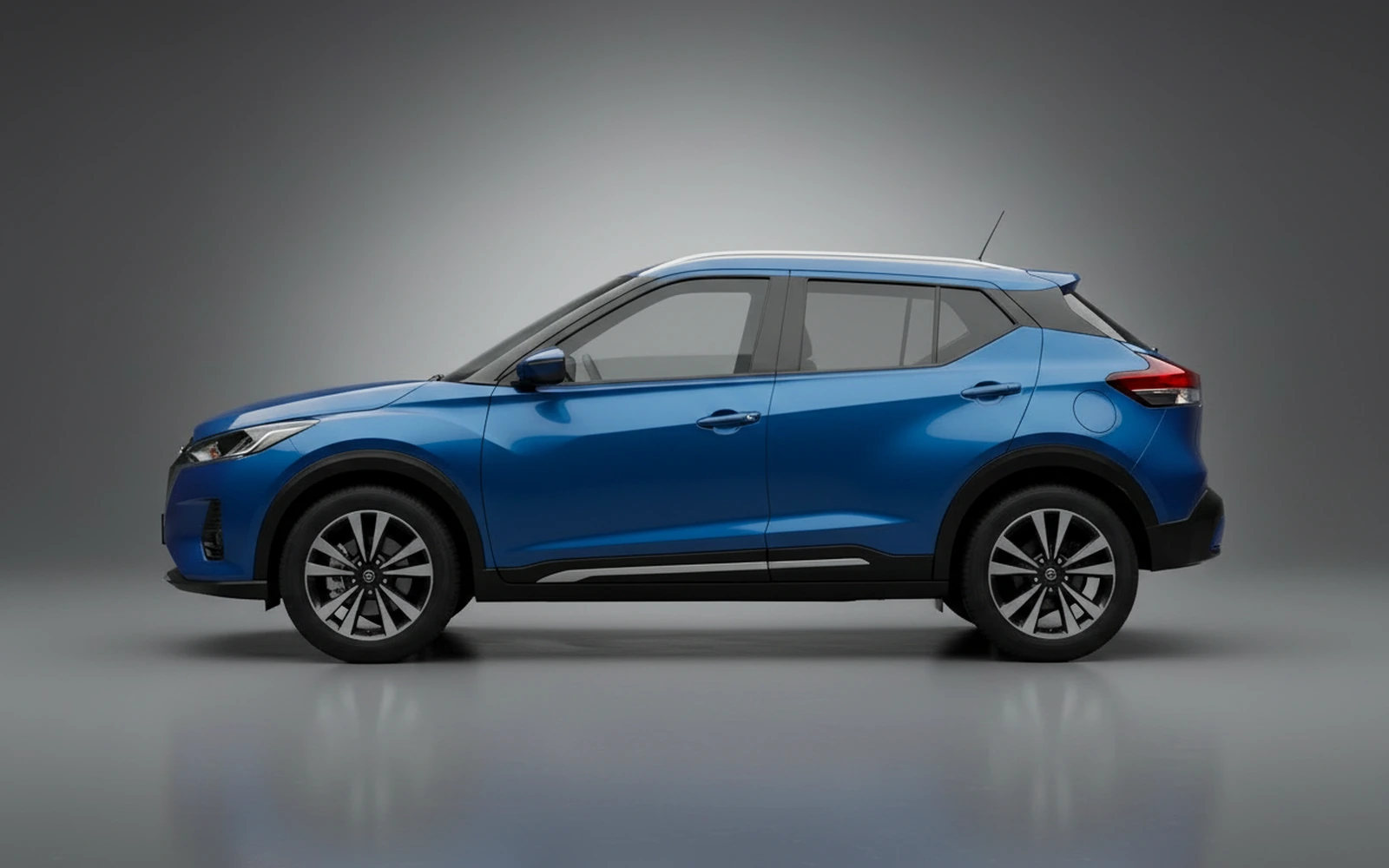 Nissan Kicks Blue 2025 — exterior rear view