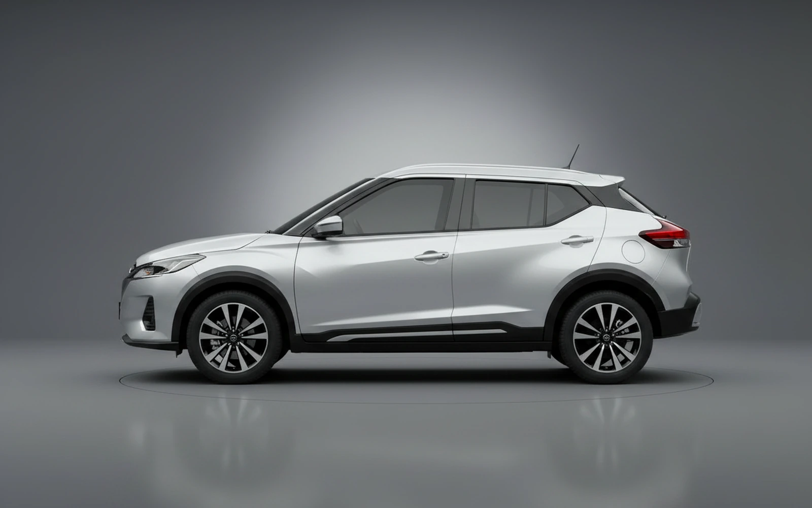 Nissan Kicks Silver 2025 — exterior rear view
