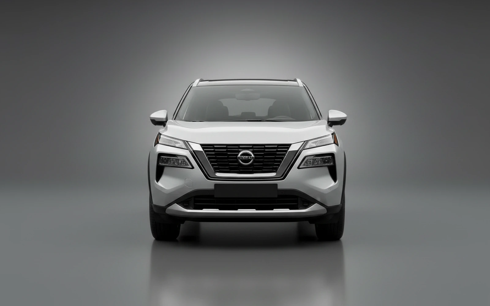 Nissan Rogue Silver 2024 — exterior side view