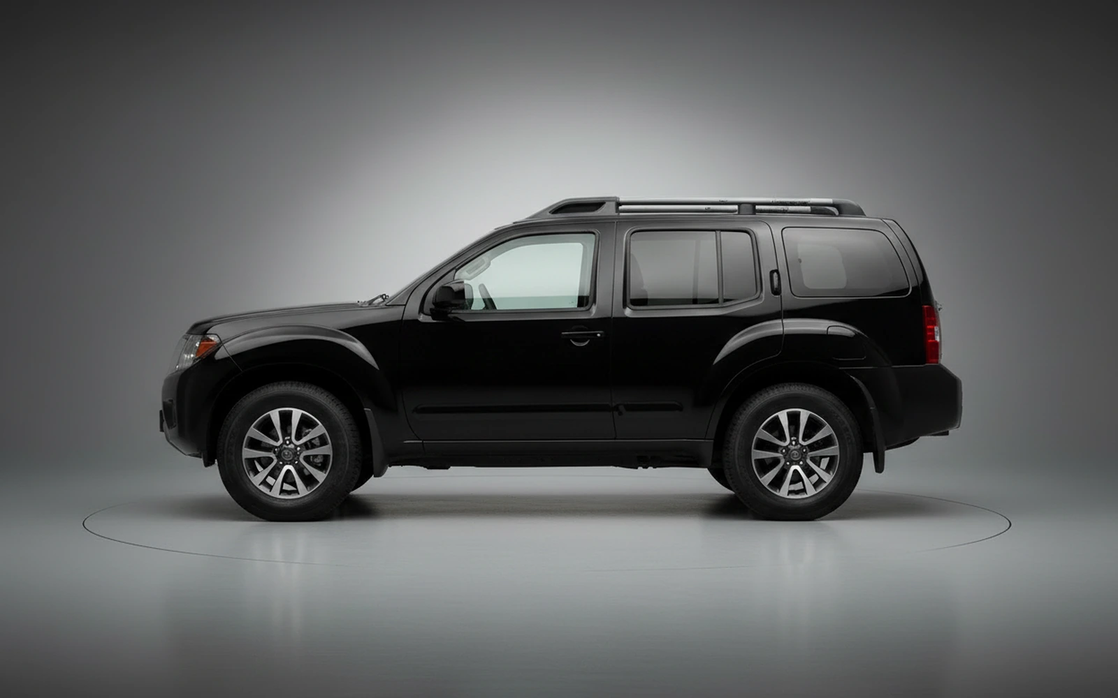Nissan Xterra Negro 2022 — exterior rear view