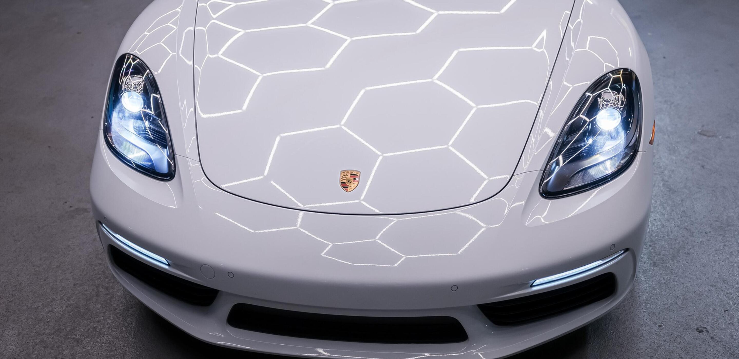 Porsche 718 Boxster Red — exterior rear view