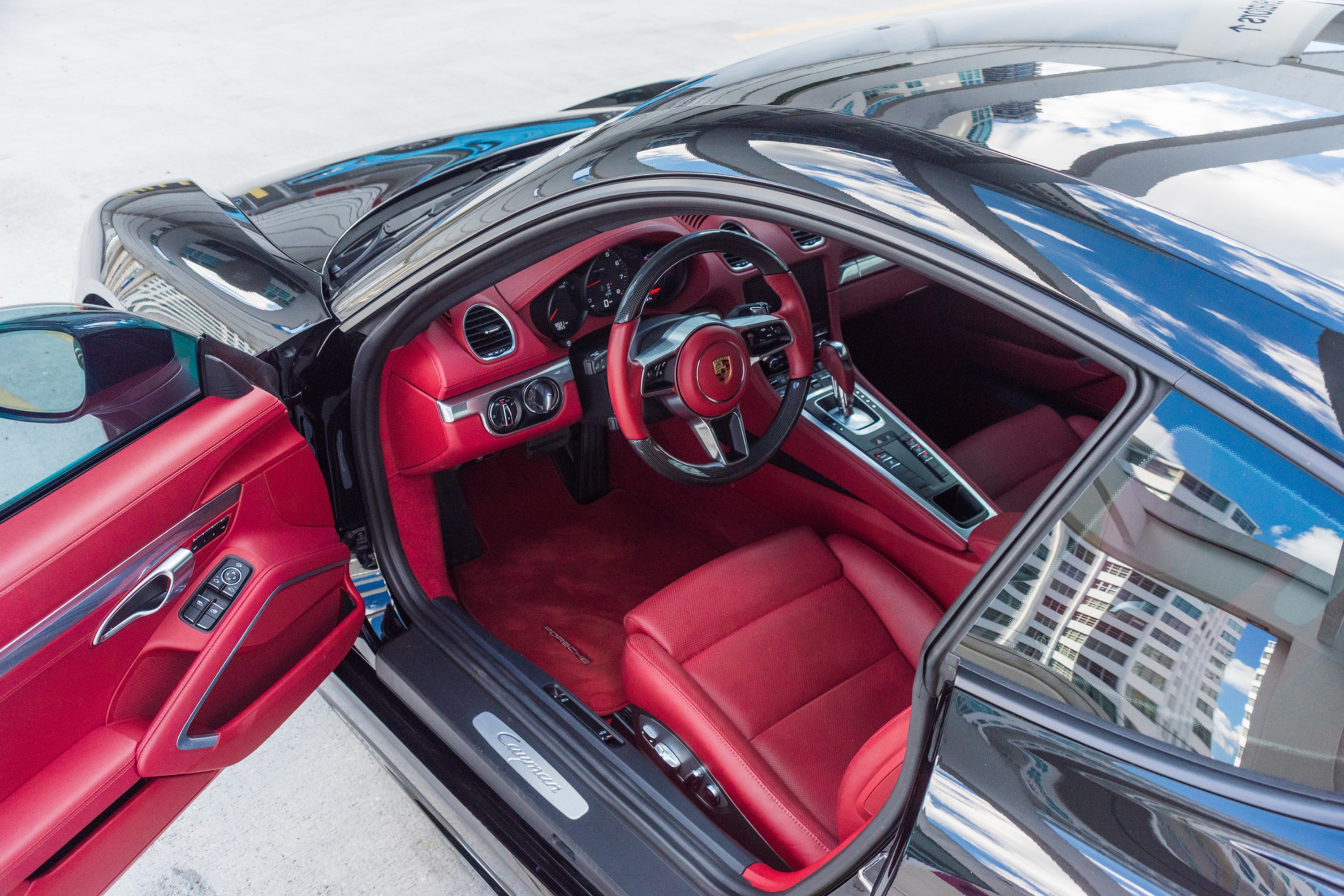 Porsche 718 Cayman White — photo 7