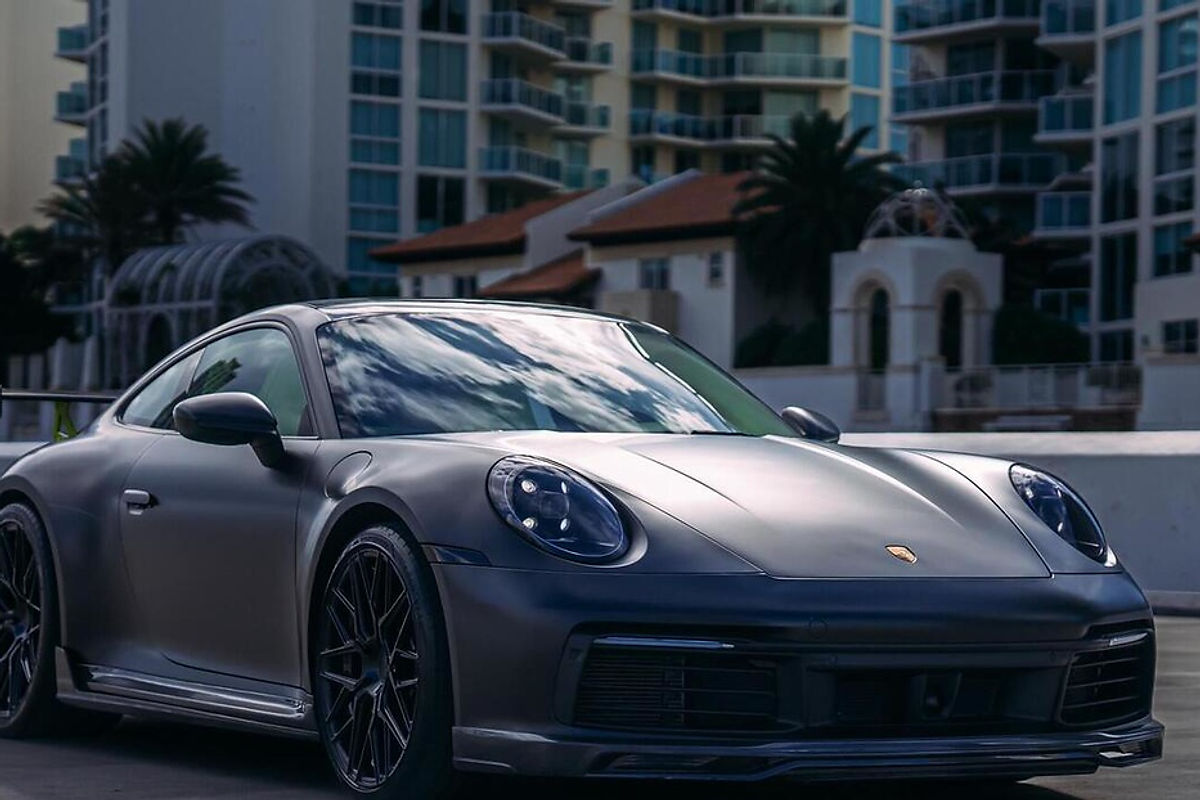 Porsche 911 Carrera S Black 2020 — photo 7