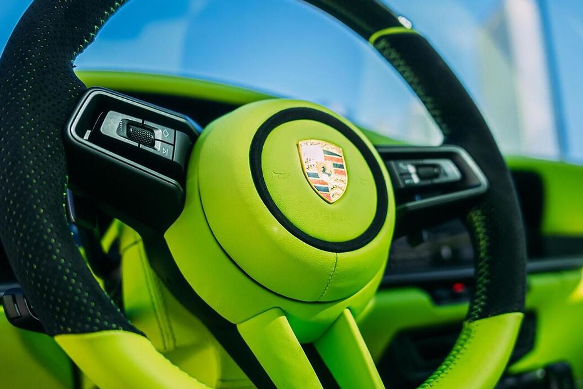 Porsche 911 Carrera S Black 2020 — photo 8