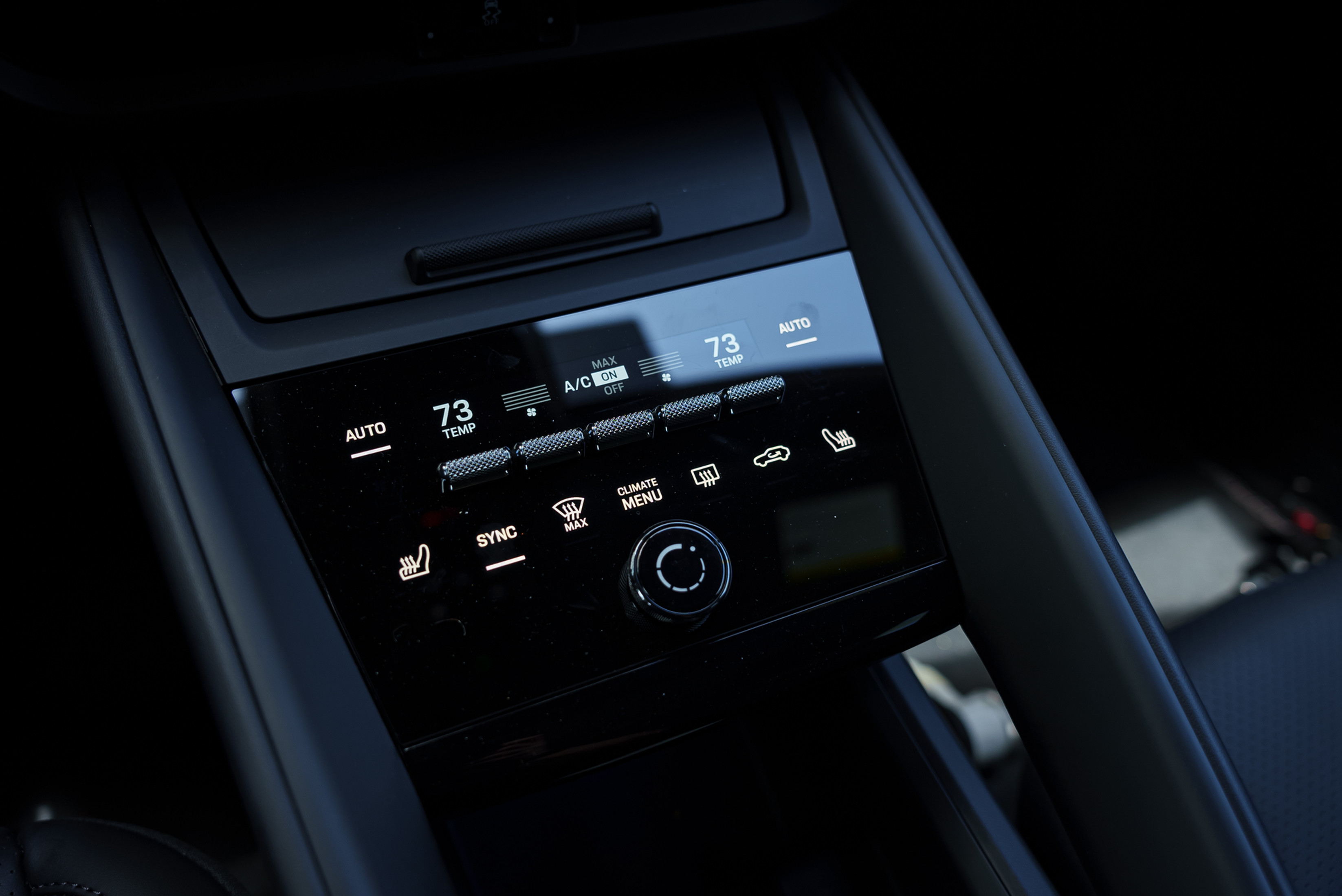 Porsche Macan Grey — exterior side view