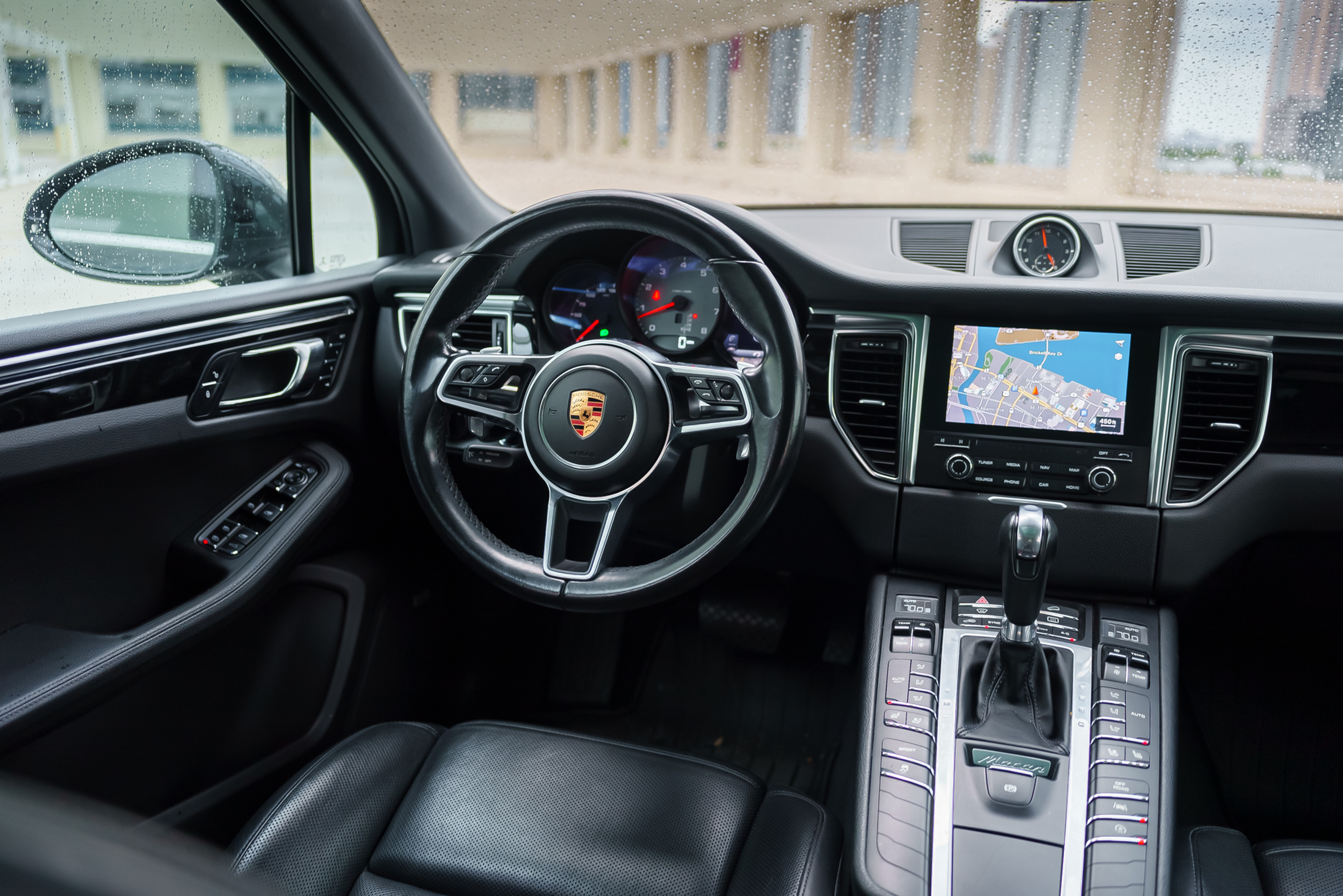 Porsche Macan White — exterior side view