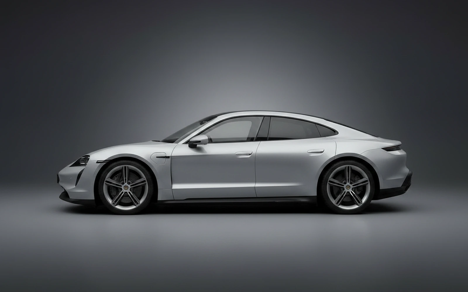Porsche Taycan Plata 2025 — exterior rear view