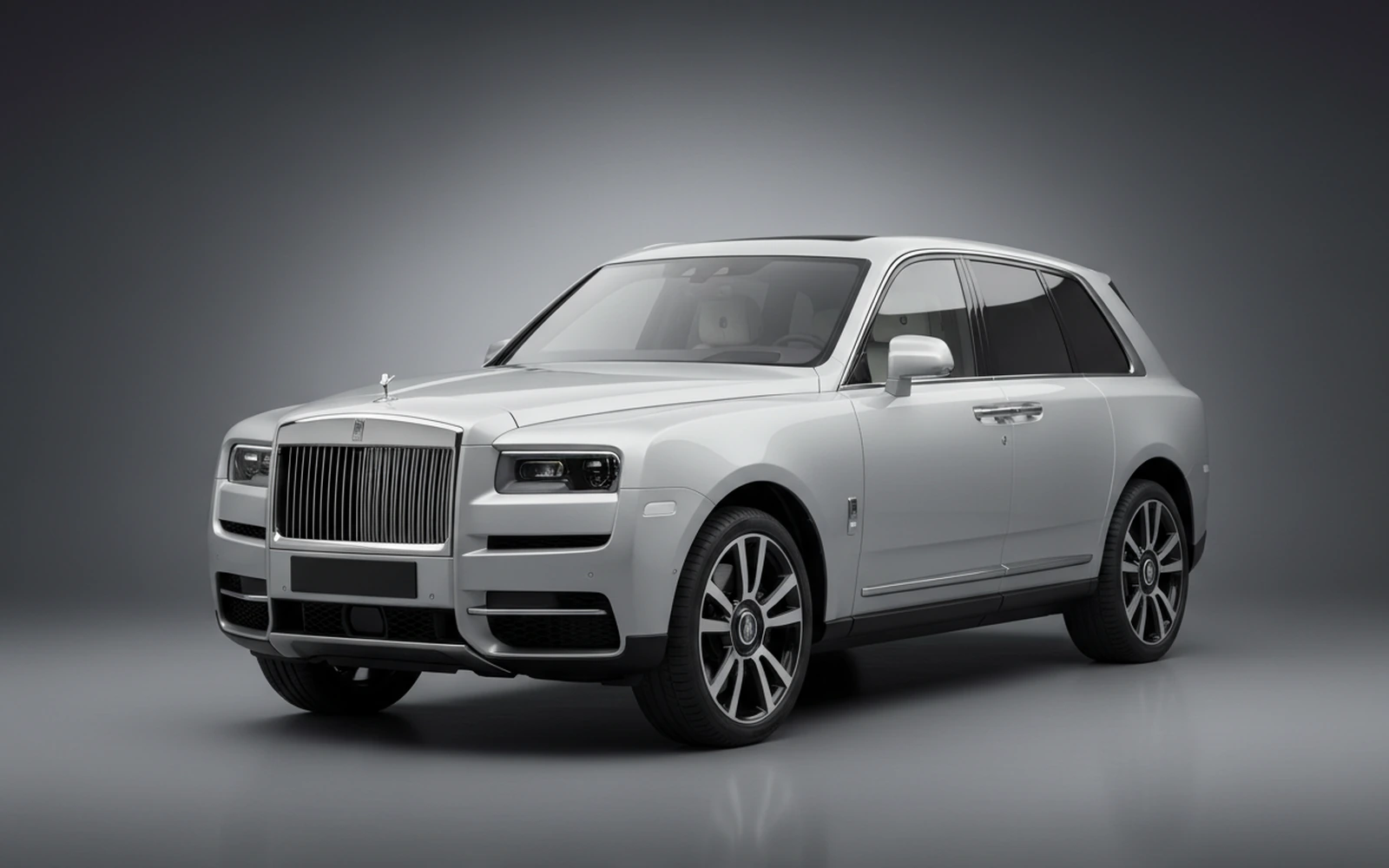 Rolls-Royce Cullinan Plata 2022 for rent in Miami — exterior front view