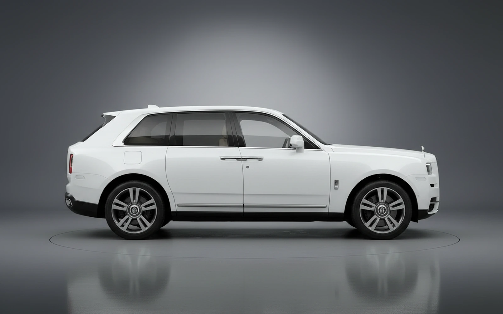 Rolls-Royce Cullinan Blanco 2022 — exterior rear view