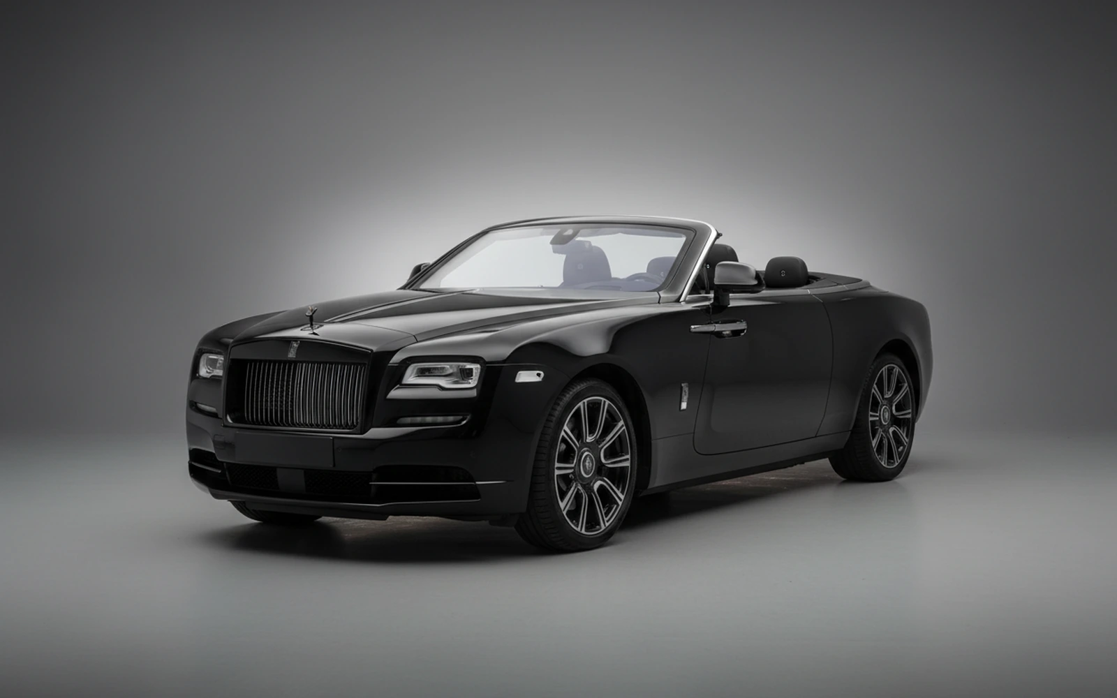 Rolls-Royce Dawn Negro 2022 for rent in Miami — exterior front view