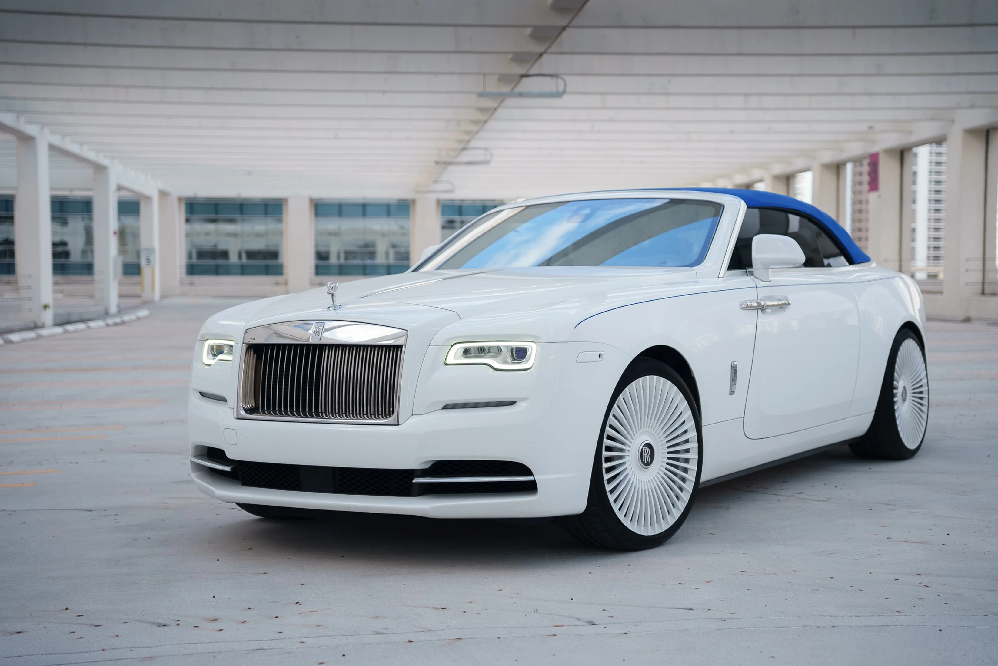 Rolls-Royce Dawn White for rent in Miami — exterior photo