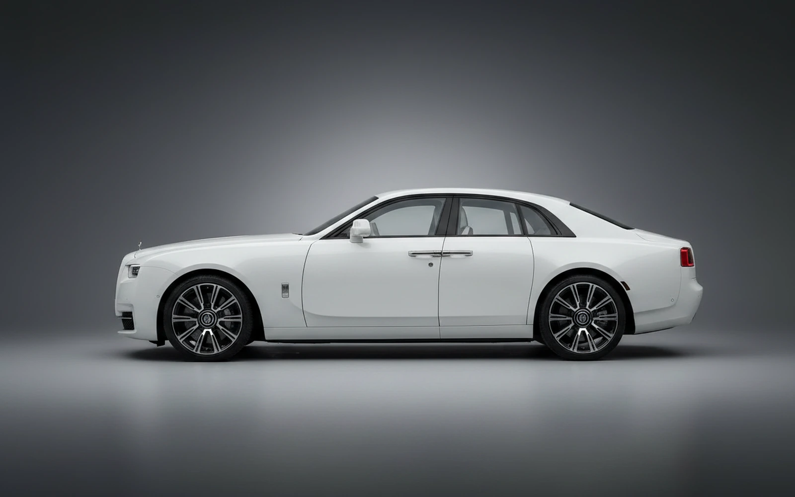 Rolls-Royce Spectre Royce Spectre White 2024 — exterior rear view