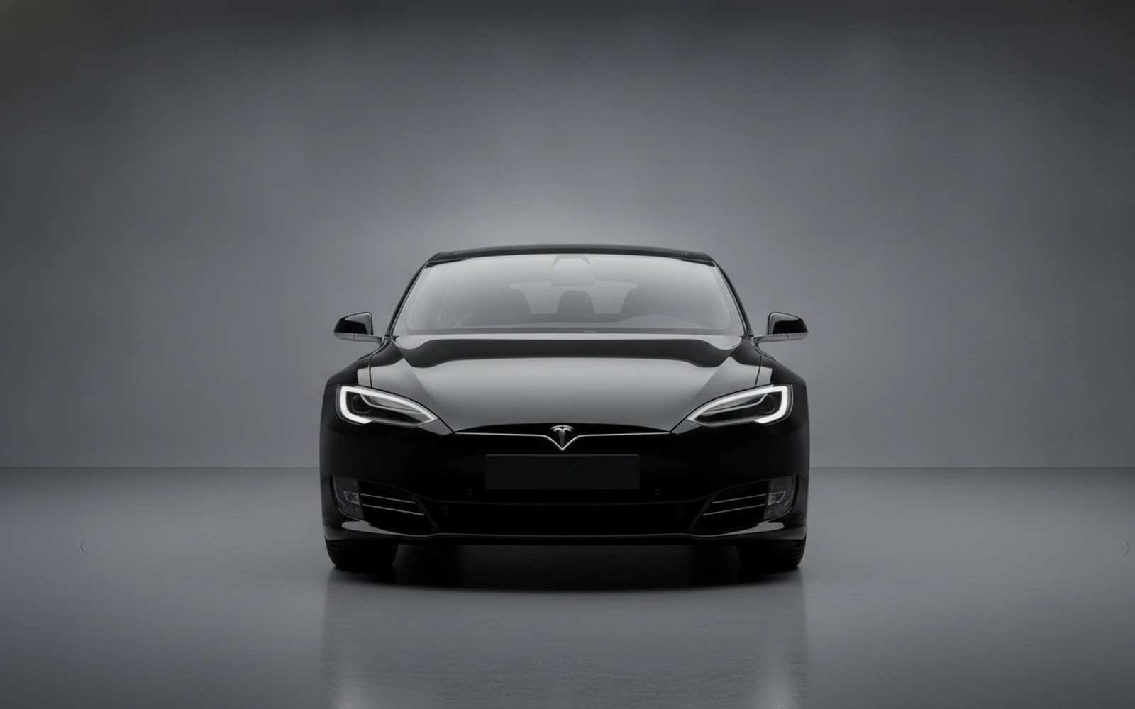 Tesla Model S Plaid Black 2024 — exterior side view