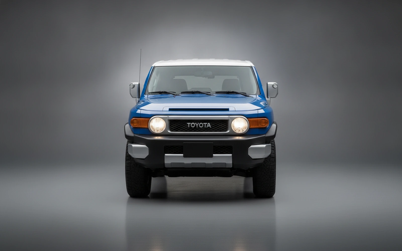 Toyota Fj Cruiser Blue 2023 — exterior side view
