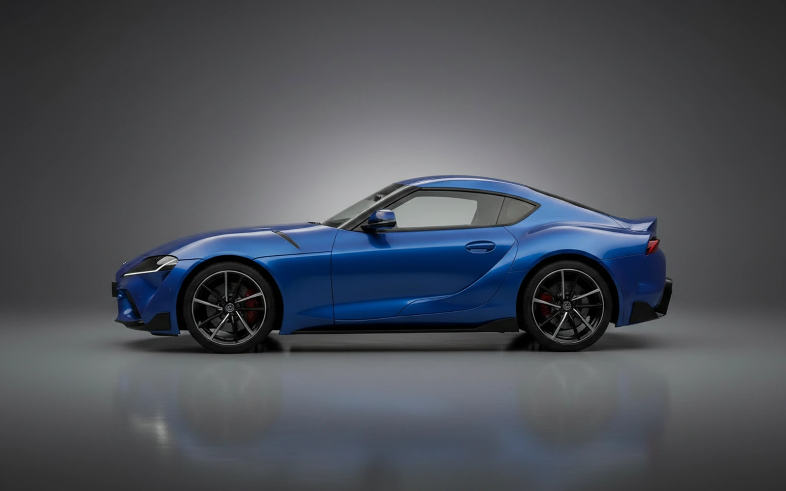 Toyota Supra Blue 2021 — exterior rear view