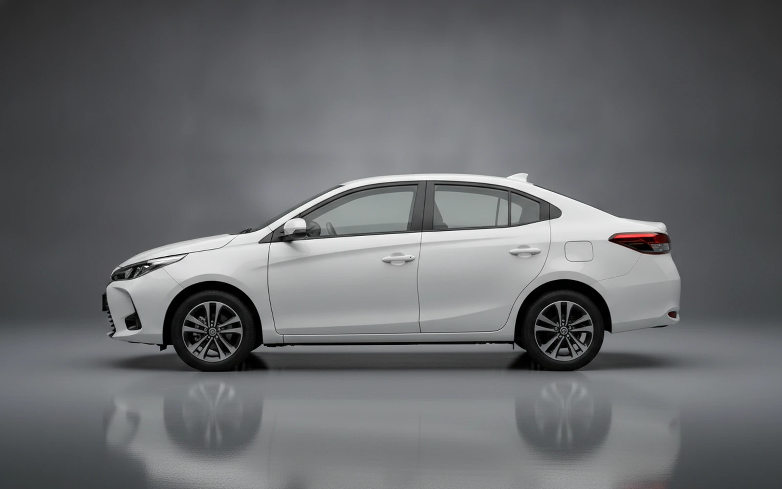 Toyota Yaris White 2026 — exterior rear view