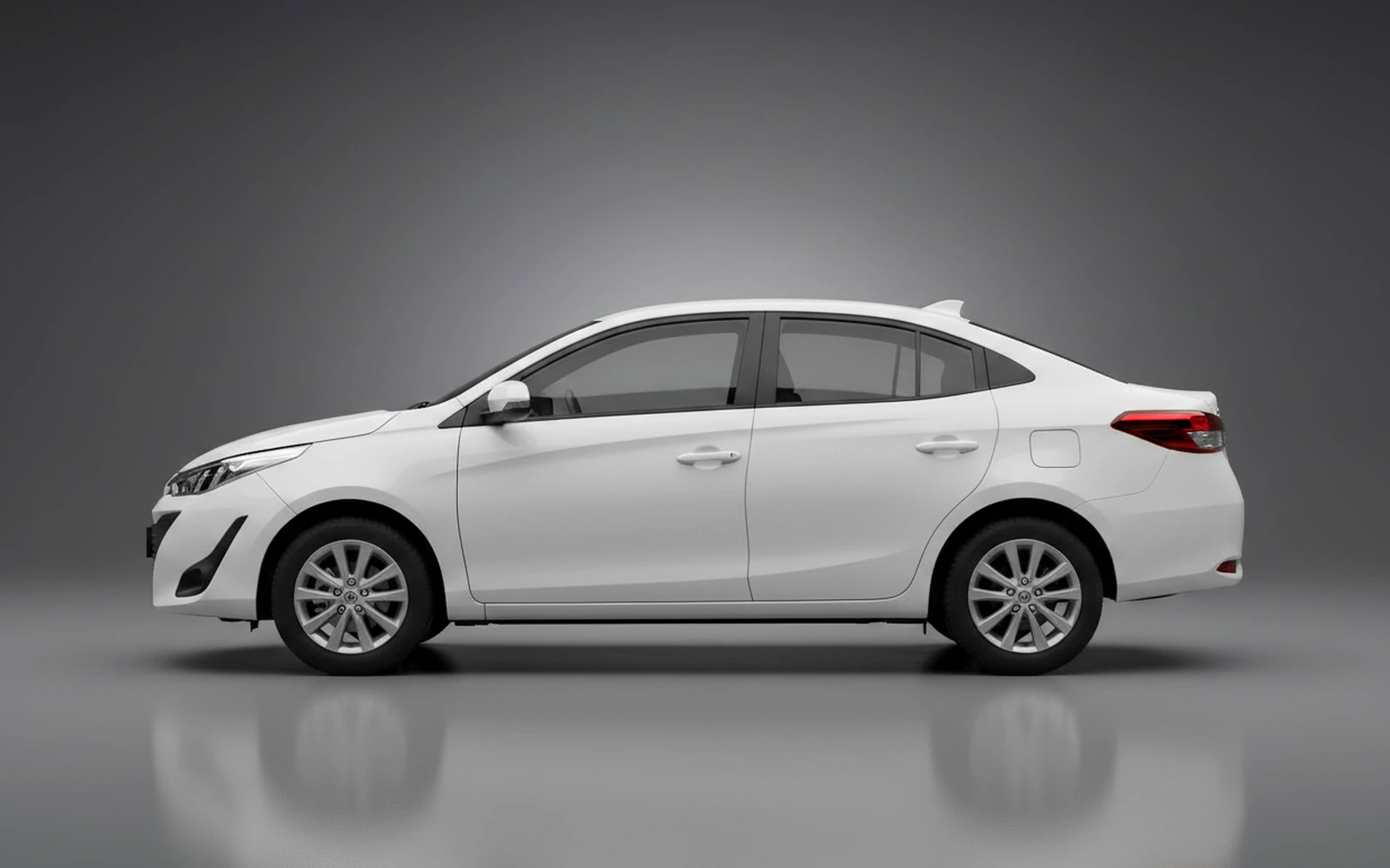 Toyota Yaris White 2026 — exterior rear view