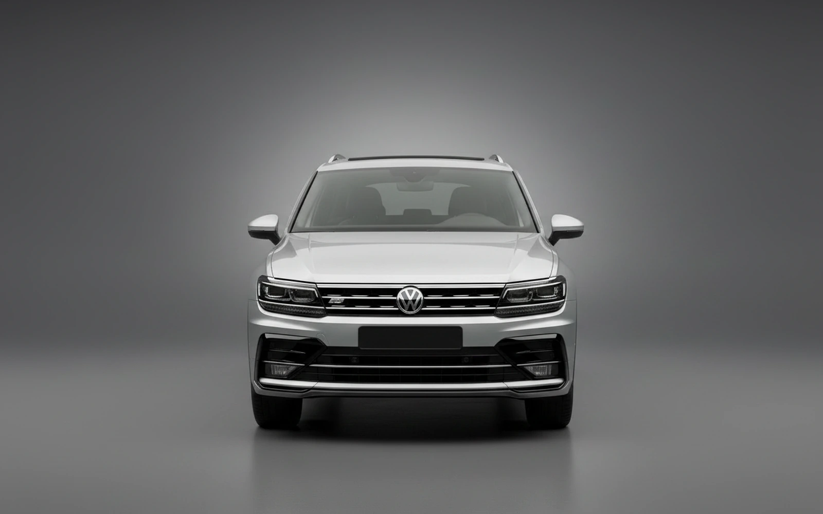 Volkswagen Tiguan Silver 2024 — exterior side view