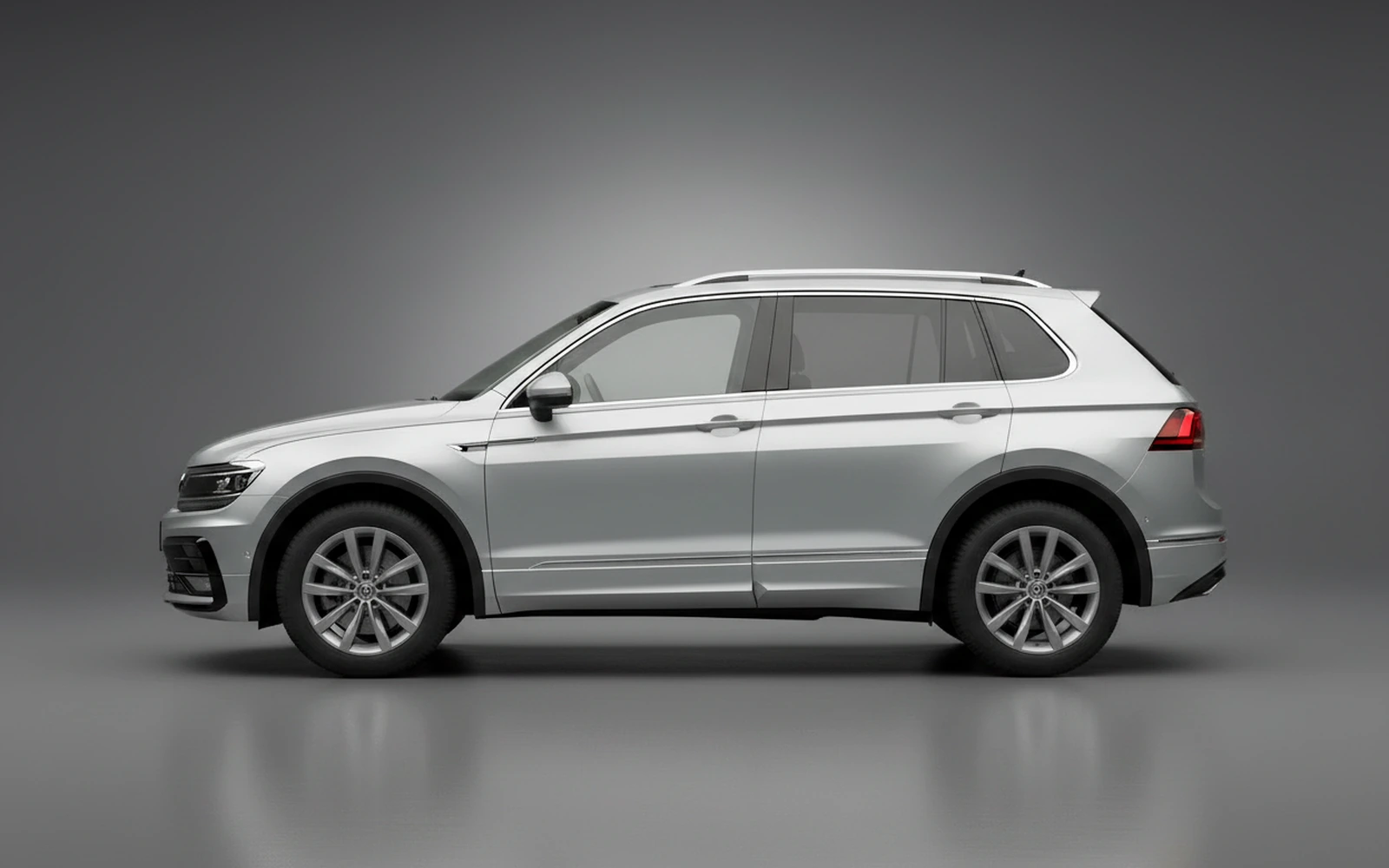 Volkswagen Tiguan Silver 2024 — exterior rear view